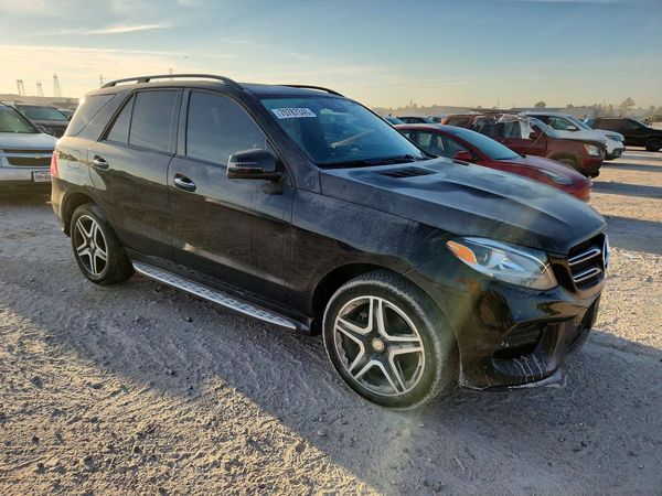 2017 MERCEDES-BENZ GLE GLE350 — Passenger 3/4