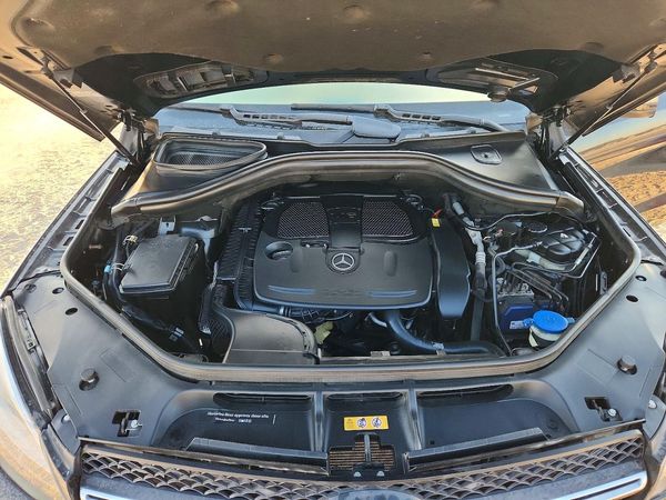 2017 MERCEDES-BENZ GLE GLE350 — Engine bay