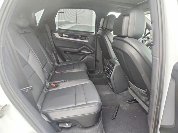 2024 PORSCHE CAYENNE — PSRS