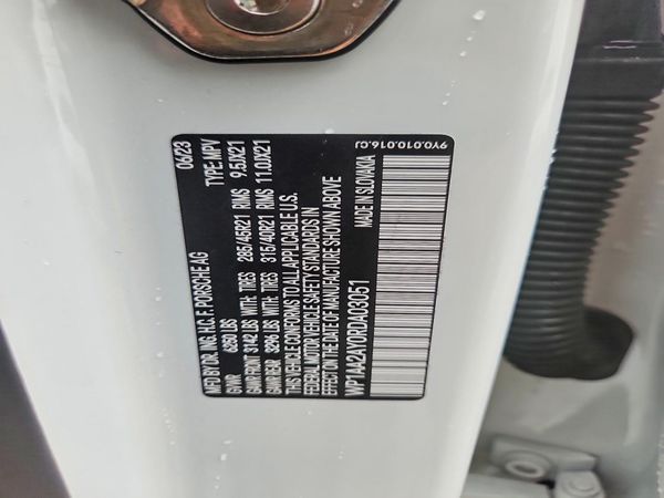 2024 PORSCHE CAYENNE — VINS
