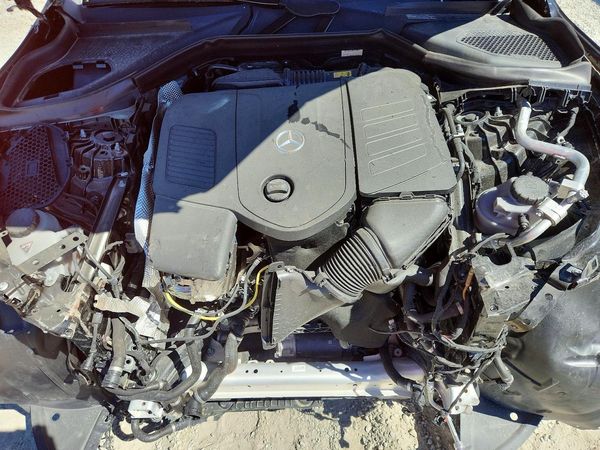 2026 MERCEDES-BENZ GLC-CLASS GLC300 — Engine bay