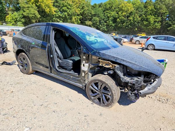 2026 TESLA MODEL X — Passenger 3/4