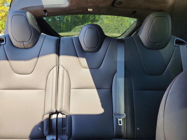 2026 TESLA MODEL X — SUVN