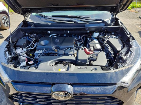 2024 TOYOTA RAV4 XLE Premium — Engine bay