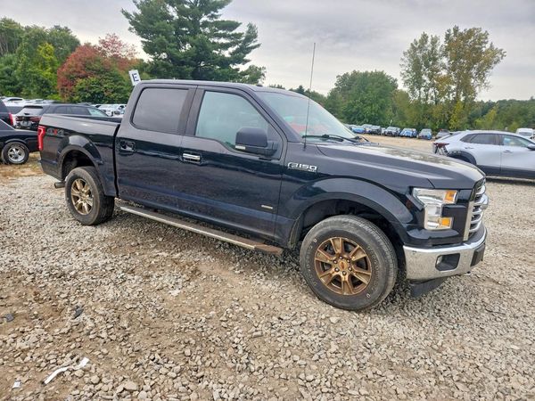 2017 FORD F150 SuperCrew — Passenger 3/4