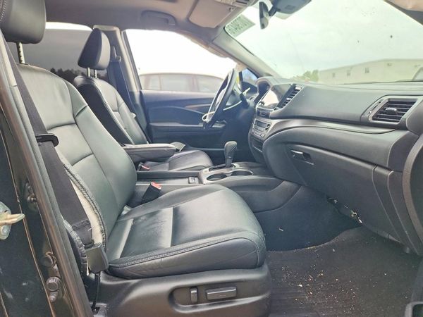 2020 HONDA PILOT — DENT