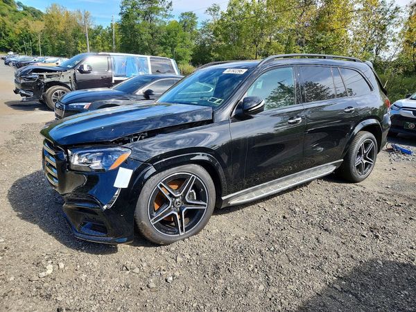 2026 MERCEDES-BENZ GLS-CLASS GLS450 4MATIC — Front 3/4