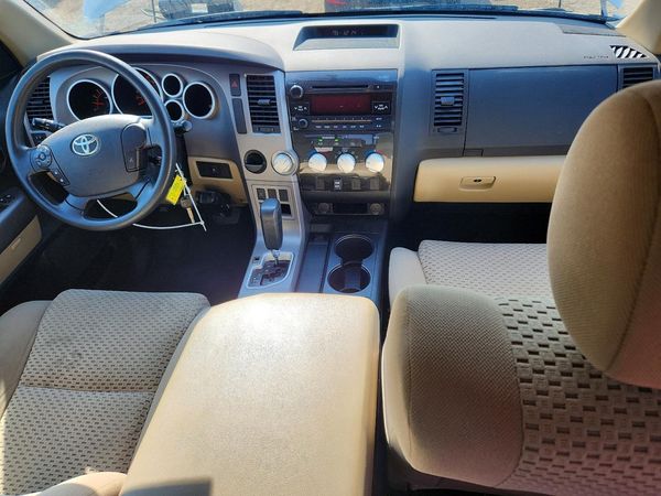 2012 TOYOTA TUNDRA SR5 — CKPT