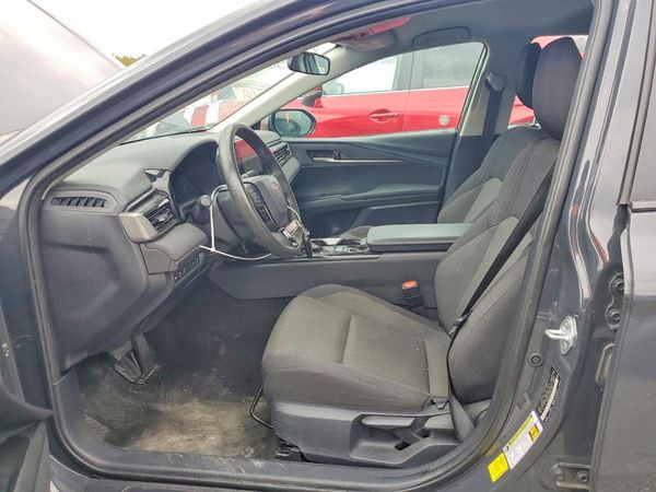 2025 TOYOTA CAMRY — DENT