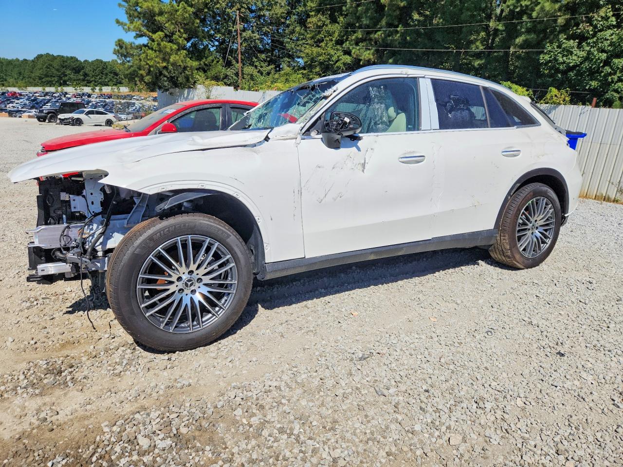 2026 MERCEDES-BENZ GLC-CLASS GLC300 — Front 3/4