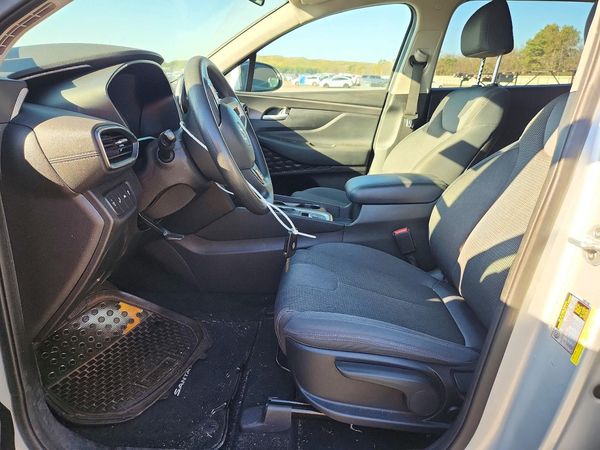 2019 HYUNDAI SANTA FE SE — DENT