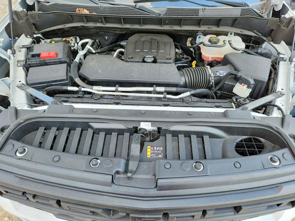 2024 CHEVROLET SILVERADO Work Truck — Engine bay