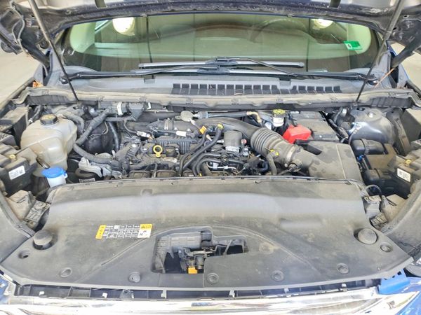 2020 FORD EDGE SE — Engine bay
