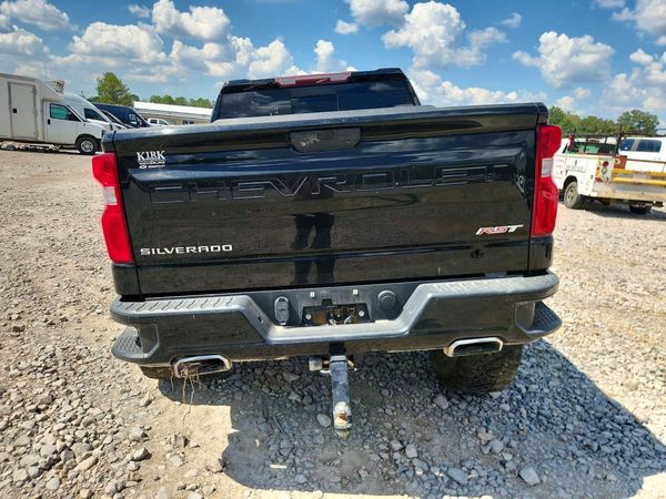 2019 CHEVROLET SILVERADO RST — DIRR