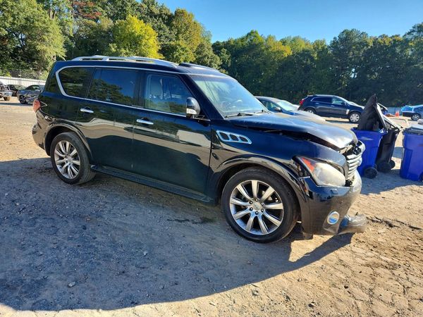 2013 INFINITI QX56 — Passenger 3/4
