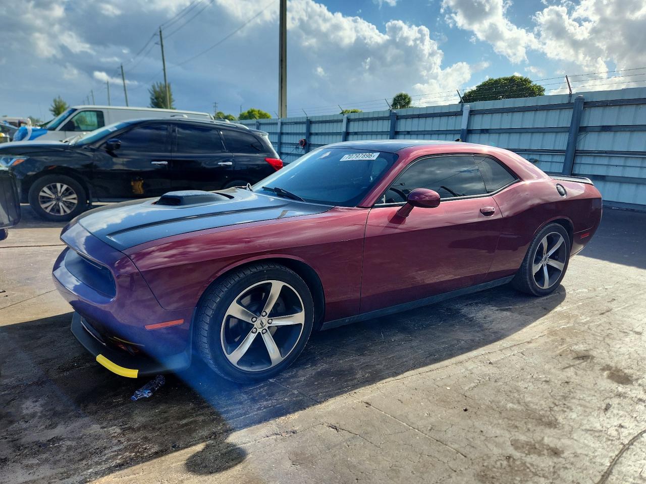 2018 DODGE CHALLENGER R/T — Front 3/4