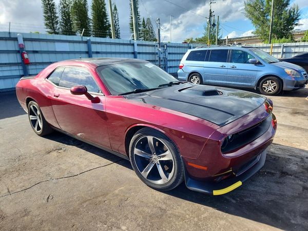 2018 DODGE CHALLENGER R/T — Passenger 3/4