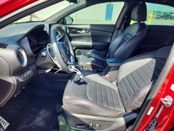 2021 KIA FORTE GT — DENT