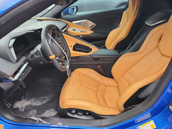 2023 CHEVROLET CORVETTE Preferred 2LT — DENT