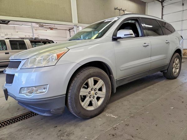2012 CHEVROLET TRAVERSE LT — Front 3/4
