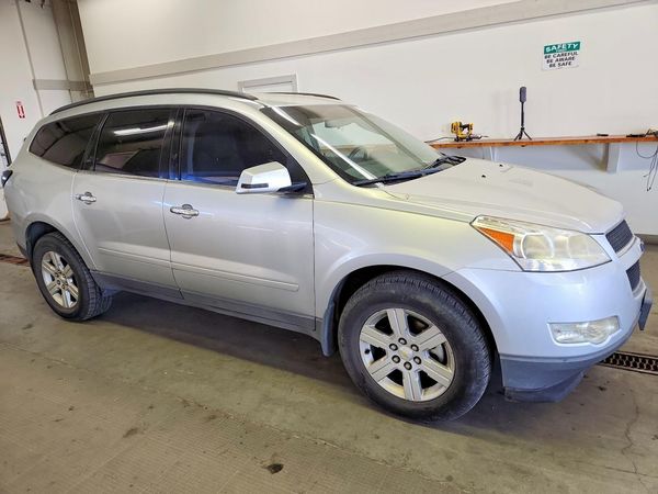 2012 CHEVROLET TRAVERSE LT — Passenger 3/4