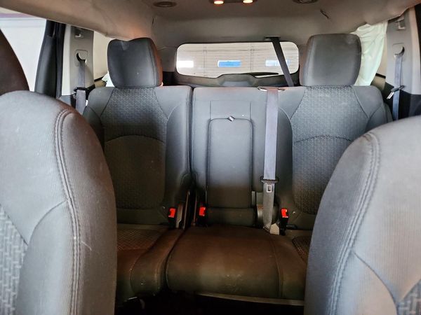 2012 CHEVROLET TRAVERSE LT — SUVN