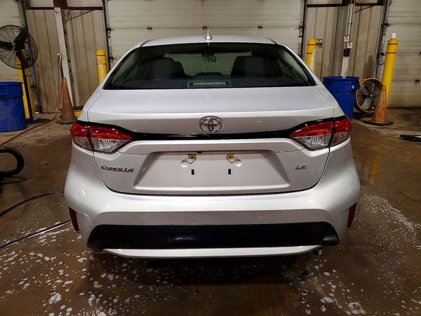 2022 TOYOTA COROLLA LE — DIRR