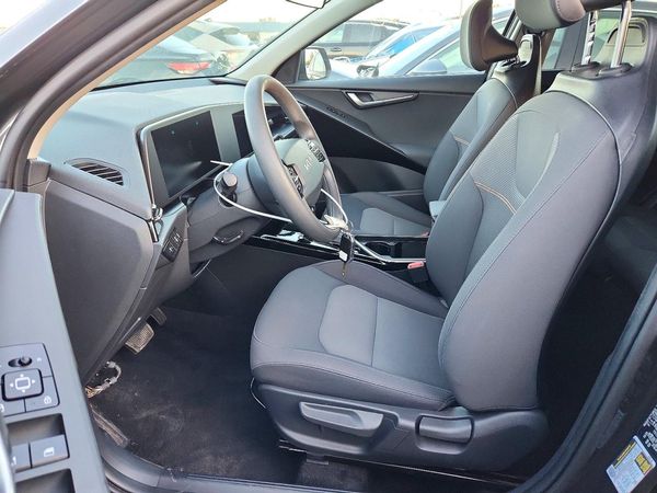 2026 KIA NIRO LX — DENT
