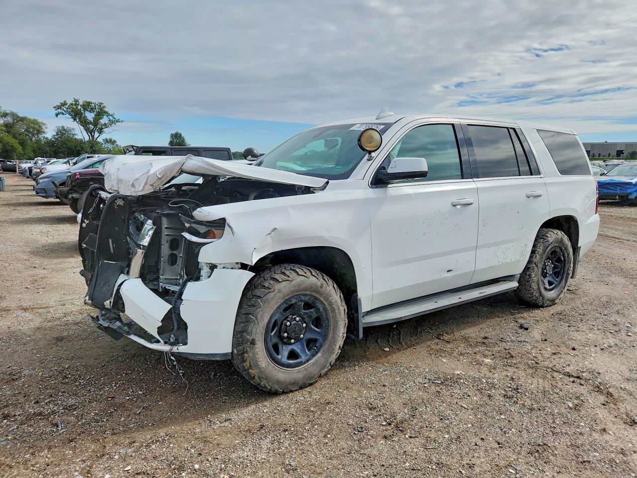 2015 CHEVROLET TAHOE — Front 3/4