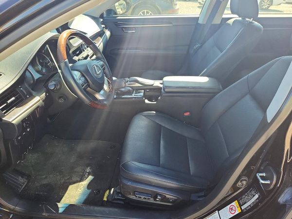 2018 LEXUS ES 350 — DENT