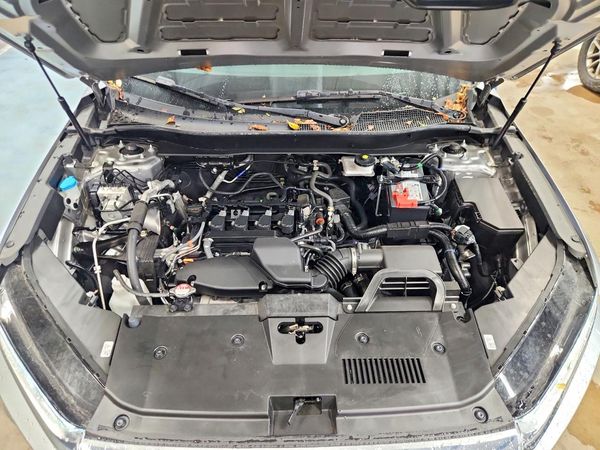 2024 HONDA CR-V LX — Engine bay