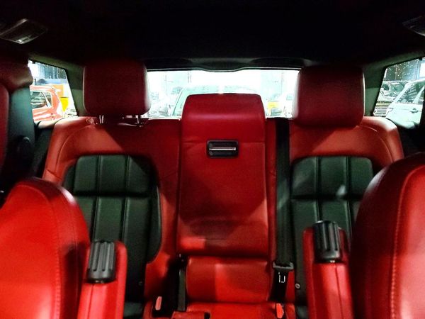 2019 LAND ROVER RANGE ROVER SPORT HSE Dynamic — SUVN