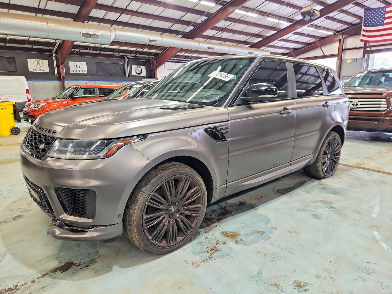 2018 LAND ROVER RANGE ROVER SPORT — Front 3/4