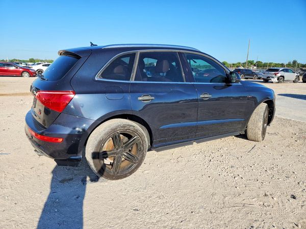 2012 AUDI Q5 Premium Plus — PSRA