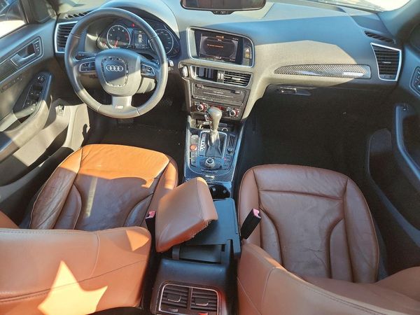 2012 AUDI Q5 Premium Plus — CKPT