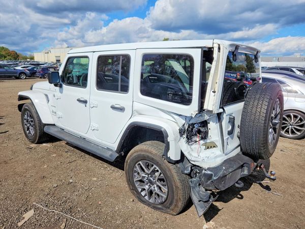 2024 JEEP WRANGLER Sahara — DSRA
