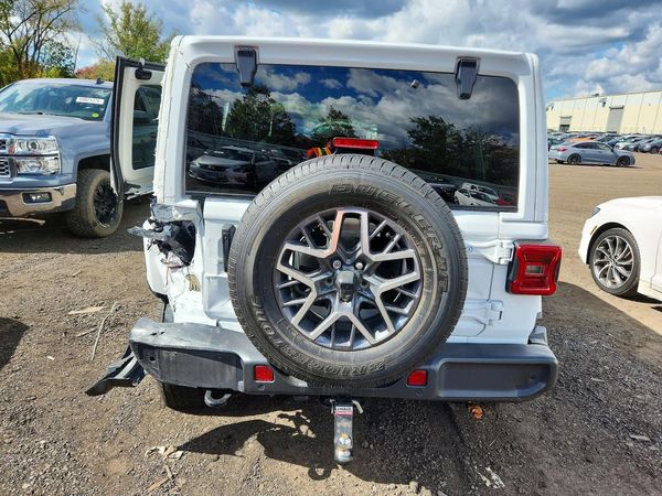 2024 JEEP WRANGLER Sahara — DIRR