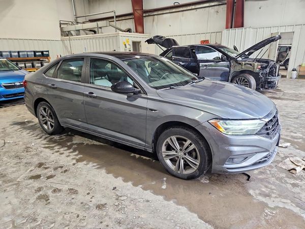2019 VOLKSWAGEN JETTA S, SE, R-Line — Passenger 3/4