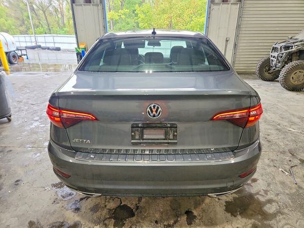 2019 VOLKSWAGEN JETTA S, SE, R-Line — DIRR