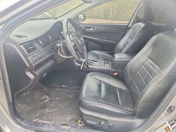 2017 TOYOTA CAMRY LE/SE/XLE Hybrid — DENT