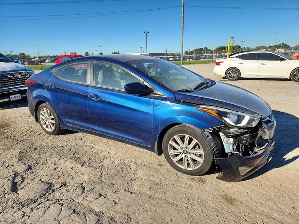 2016 HYUNDAI ELANTRA — Passenger 3/4