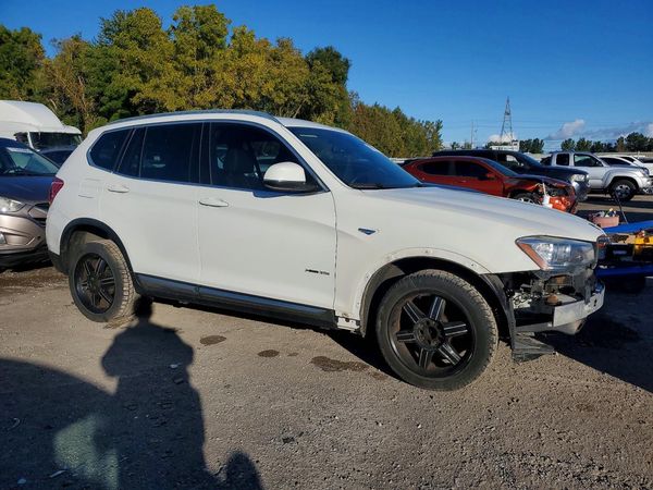2017 BMW X3 xDrive35i — Passenger 3/4