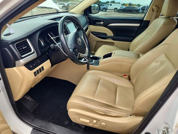 2019 TOYOTA HIGHLANDER SE/XLE — DENT