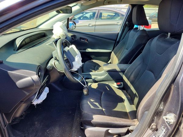 2022 TOYOTA PRIUS — DENT