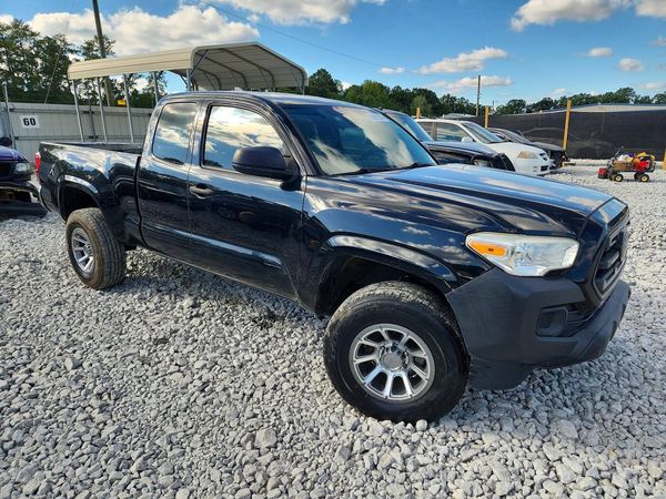 2018 TOYOTA TACOMA SR/SR5/TRD Sport — Passenger 3/4