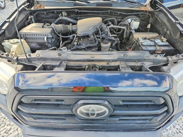 2018 TOYOTA TACOMA SR/SR5/TRD Sport — Engine bay