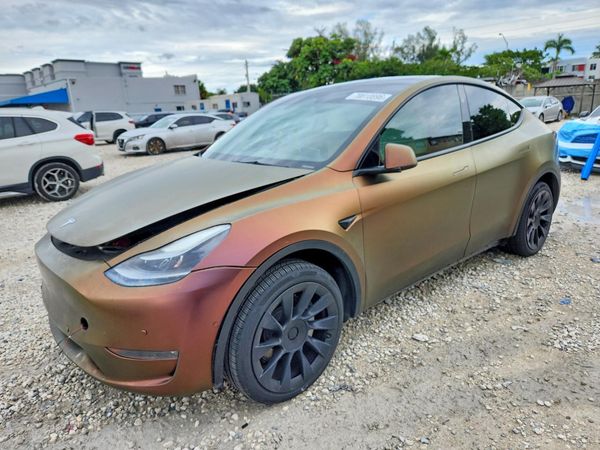 2023 TESLA MODEL Y — DSFA — Front 3/4