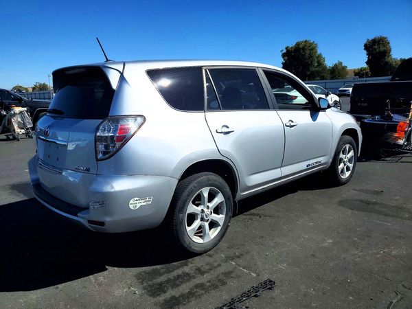 2014 TOYOTA RAV4 High — PSRA