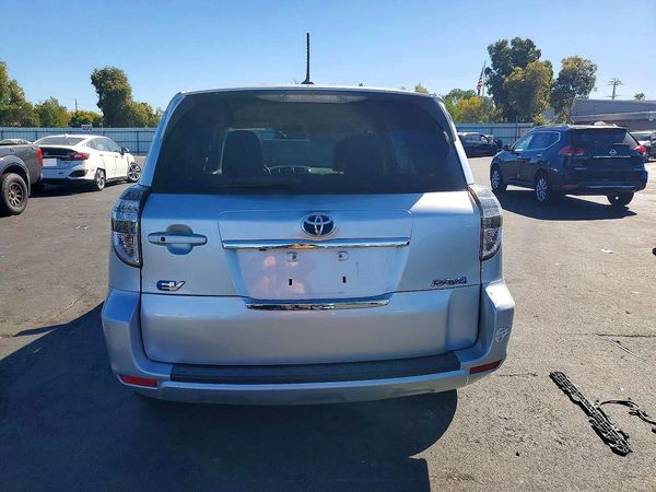 2014 TOYOTA RAV4 High — DIRR