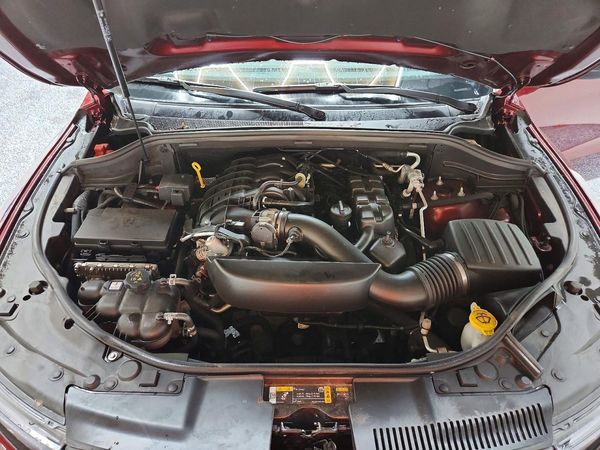 2025 DODGE DURANGO GT — Engine bay